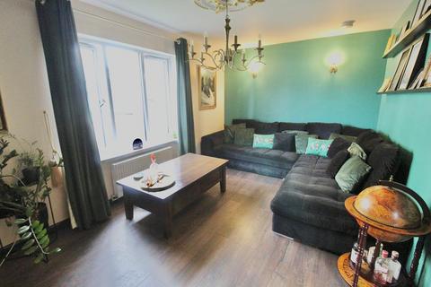 3 bedroom terraced house to rent, Rowett South Road, Bucksburn, AB21
