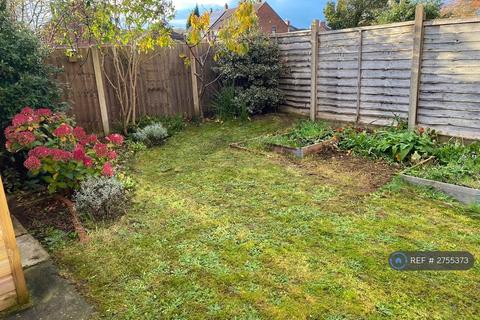 2 bedroom terraced house to rent, Kensington Court, Stoke On Trent, ST4