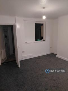 2 bedroom terraced house to rent, The Promenade, Brierley Hill, DY5