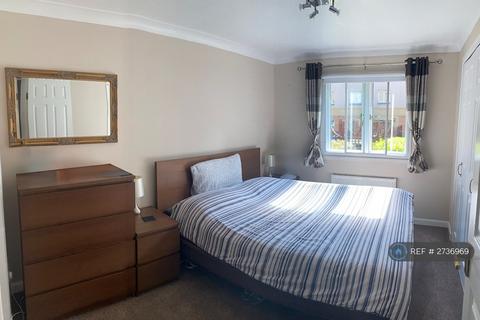 1 bedroom in a flat share to rent, Easter Dalry Road, Edinburgh, EH11