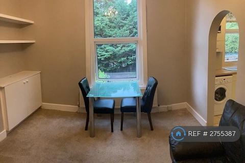 1 bedroom flat to rent, Brownhill Road, London, SE6