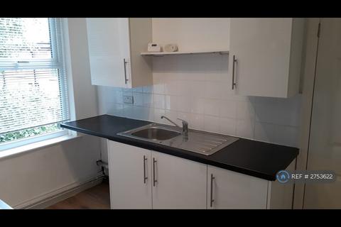 1 bedroom flat to rent, New Basford, Nottingham, NG7