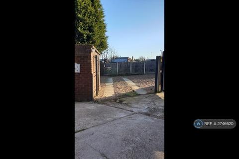 2 bedroom terraced house to rent, Schofield Place, Darfield, Barnsley, S73