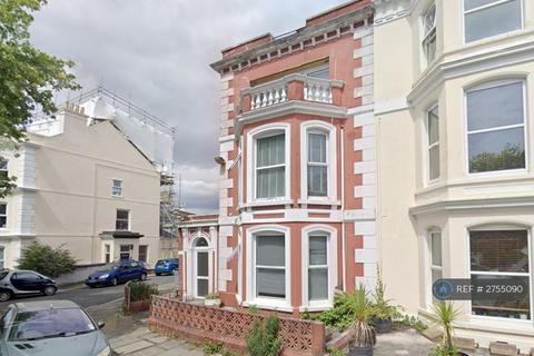 Studio to rent, Exmouth Road, Plymouth, PL1