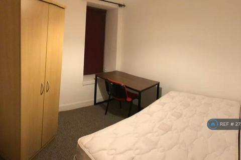 2 bedroom flat to rent, Peddie Street, Dundee, DD1
