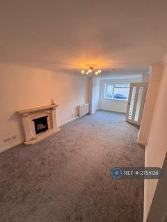 3 bedroom detached house to rent, Dynevor Close, Plymouth, PL3