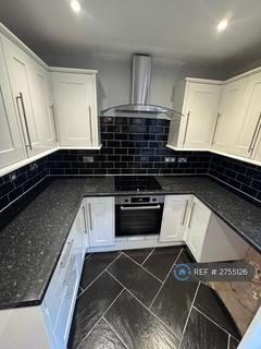 3 bedroom detached house to rent, Dynevor Close, Plymouth, PL3