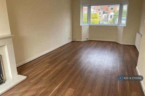 3 bedroom semi-detached house to rent, Stanhope Way, Birmingham, B43