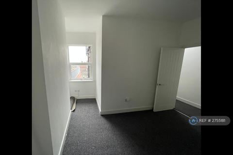 2 bedroom flat to rent, Weston Road, Stoke-On-Trent, ST3