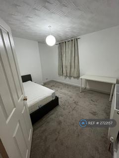 1 bedroom in a house share to rent, Harrow Road, Southsea, PO5
