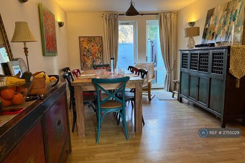 6 bedroom terraced house to rent, Bagleys Lane, London, SW6
