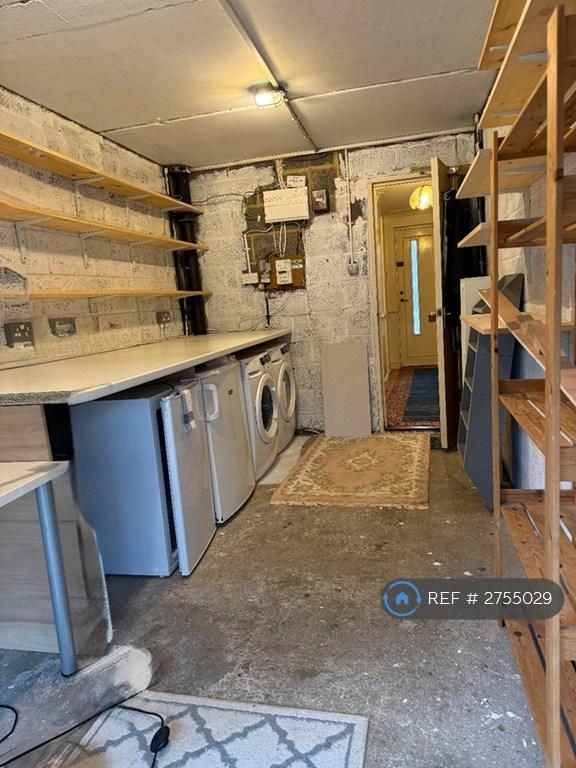 Storage / Garage