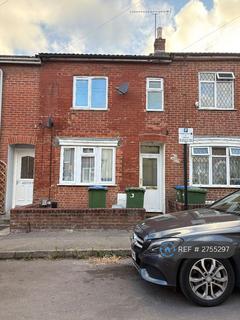 3 bedroom terraced house to rent, Earls Road, Southampton, SO14