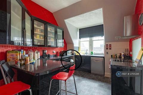5 bedroom flat to rent, Whitehall Street, Dundee, DD1