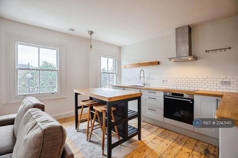 1 bedroom flat to rent, Blackheath Grove, London, SE3