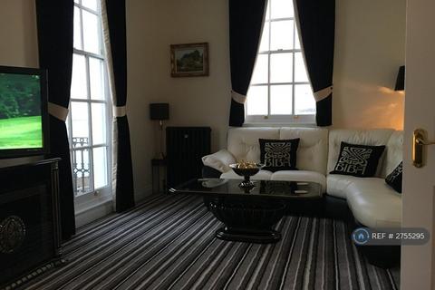 2 bedroom flat to rent, Eastcliff House, Walton On The Naze, CO14