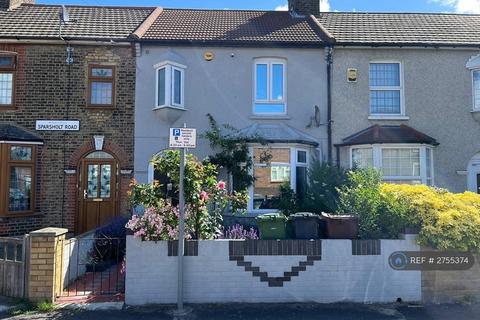 3 bedroom terraced house to rent, Sparsholt Road, Barking, IG11