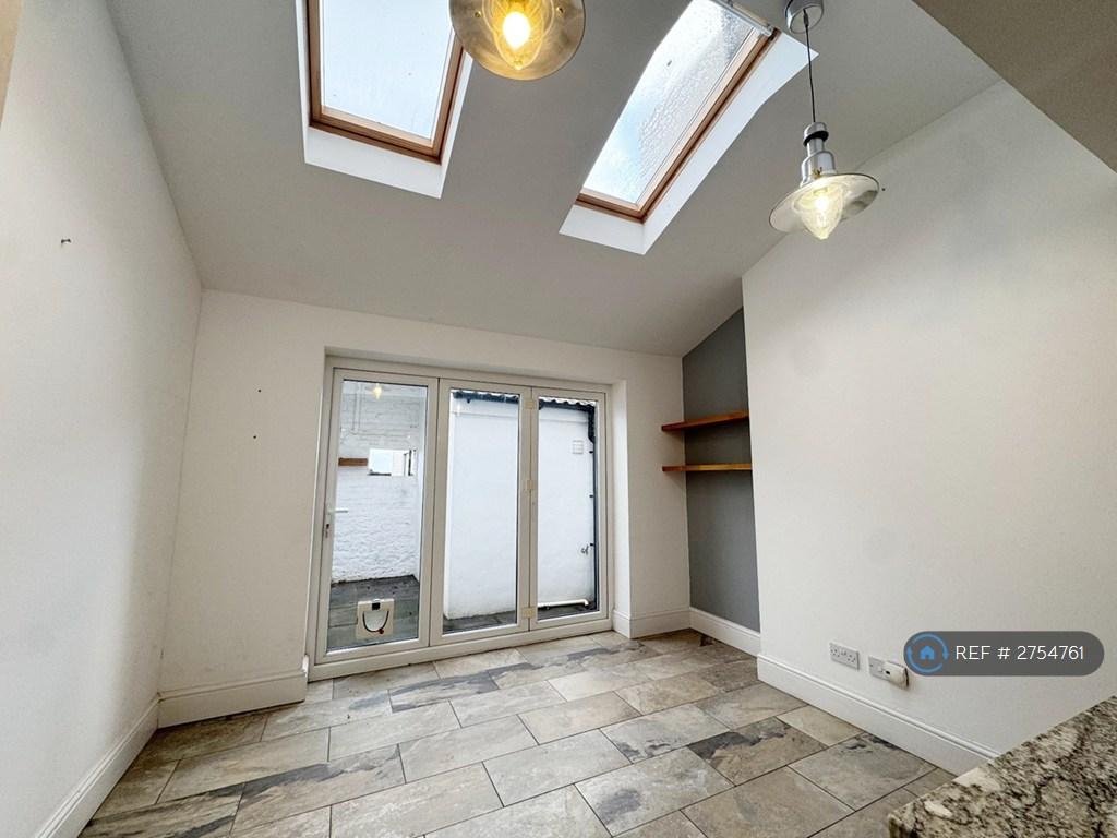 Open Plan Dining Room, Attached To Kitchen