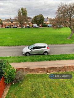 3 bedroom semi-detached house to rent, Broad Close, Peterborough, PE1