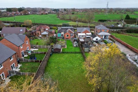 3 bedroom detached house for sale, Clive Lane, Winsford