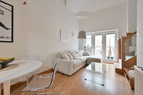 undefined, Oliver Court, Watford, WD25