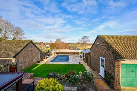 4 bedroom detached house for sale, South Lea, Kingsnorth, Ashford, Kent, TN23