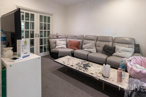 3 bedroom semi-detached house for sale, Bryngarth Crescent, Leicester LE5
