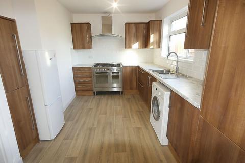 3 bedroom terraced house for sale, Colne Drive, Romford, RM3