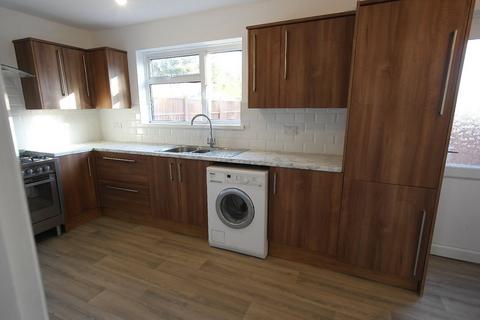 3 bedroom terraced house for sale, Colne Drive, Romford, RM3