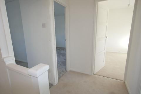 3 bedroom terraced house for sale, Colne Drive, Romford, RM3