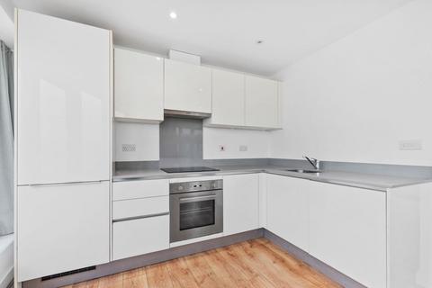 2 bedroom apartment to rent, Headstone Road, Harrow, London HA1