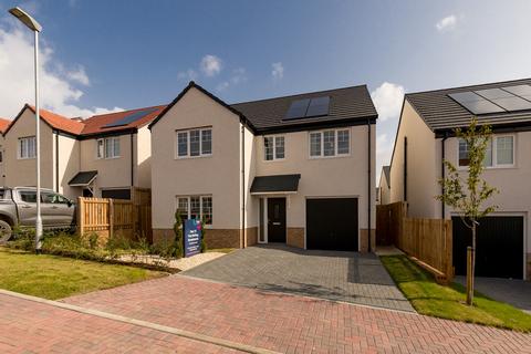 5 bedroom detached house for sale, Plot 73 at Darach Fields Lily Drive, Robroyston G33
