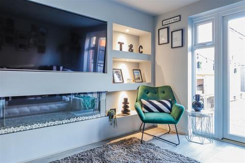 3 bedroom terraced house for sale, Portland Drive, Barry