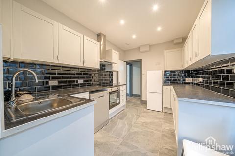 4 bedroom semi-detached house for sale, Northwick Avenue, Harrow, HA3