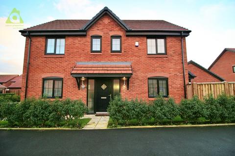 4 bedroom detached house for sale, Westland Avenue, Westhoughton, BL5 3AY