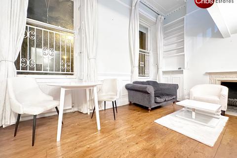 Studio to rent, Crescent Grove, SW4