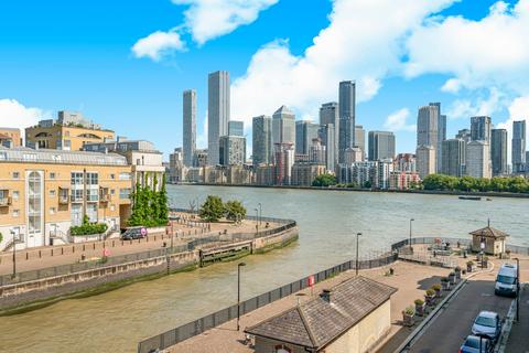 2 bedroom flat for sale, Princes Court, London, SE16