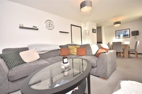 2 bedroom apartment for sale, Willow Way, Whinmoor, Leeds