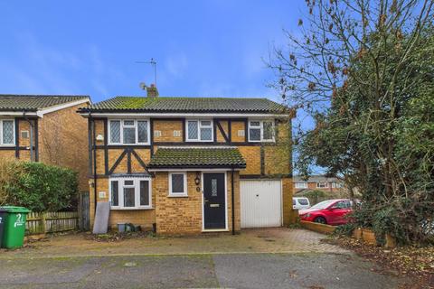 undefined, Ingleside, Colnbrook, Slough, Berkshire, SL3