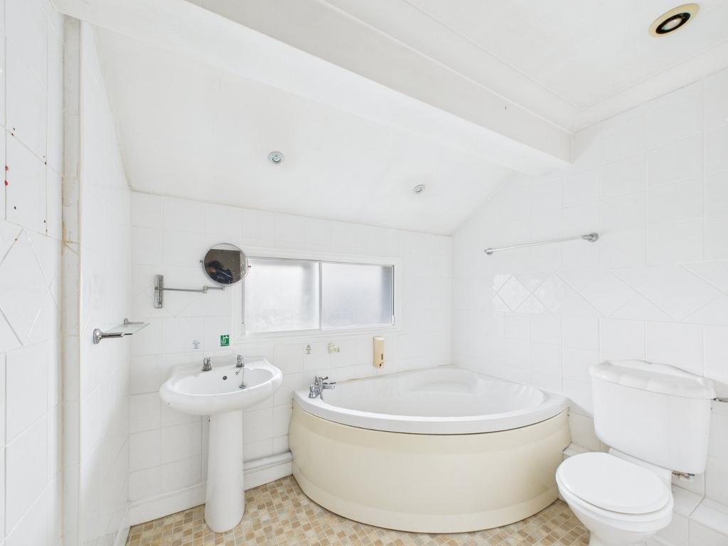 Bathroom 2