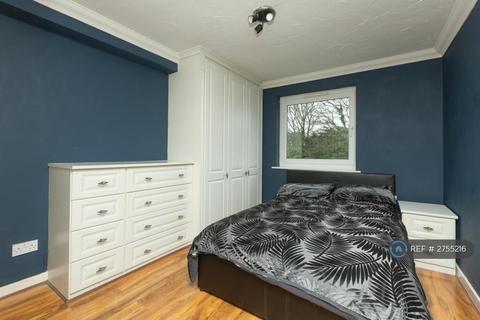 2 bedroom flat to rent, St. Peters Park Road, Broadstairs, CT10