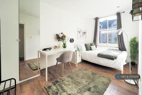 2 bedroom flat to rent, Hetley Road, London, W12