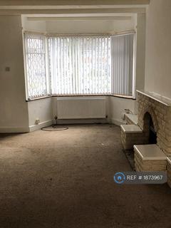 3 bedroom semi-detached house to rent, Kingstanding Road, Birmingham, B44