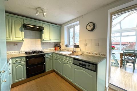 4 bedroom terraced house to rent, The Nestings, Trowbridge