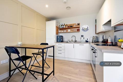 1 bedroom flat to rent, Bessemer Road, Basingstoke, RG21