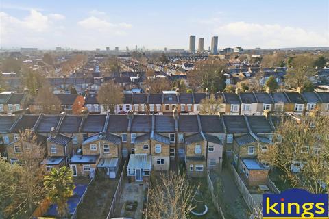 undefined, Lowden Road, Edmonton, N9