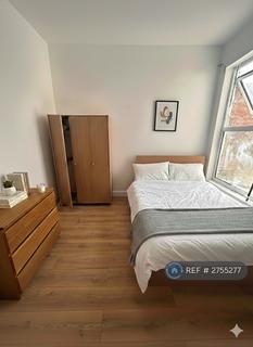 2 bedroom flat to rent, Alexandra Road, London, CR0