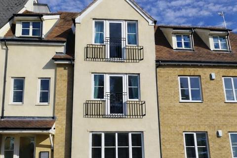 undefined, Vicarage Court, Essex CM12