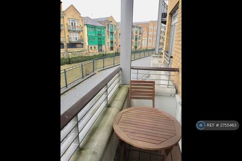 2 bedroom flat to rent, Three Colt Street, London, E14