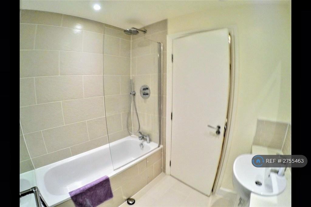 Ensuite Bathroom